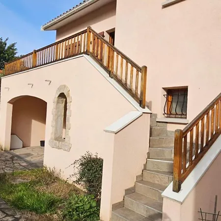 Appartement Entier Lyon-Villeurbanne Au 1Er D'Une Discrete Maison